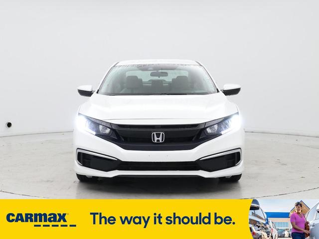 Photo of 2021 White Honda Civic