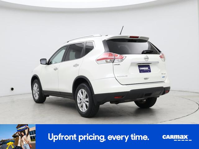Photo of 2016 White Nissan Rogue