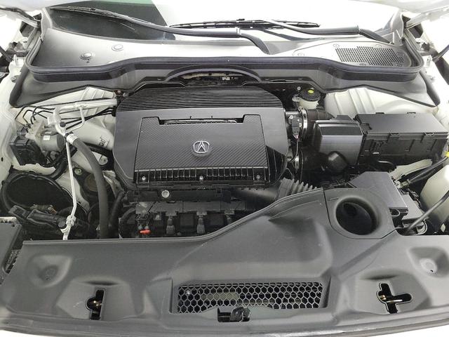 Photo of 2022 White Acura MDX
