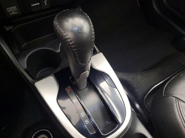 Photo of 2015 Silver Honda Fit
