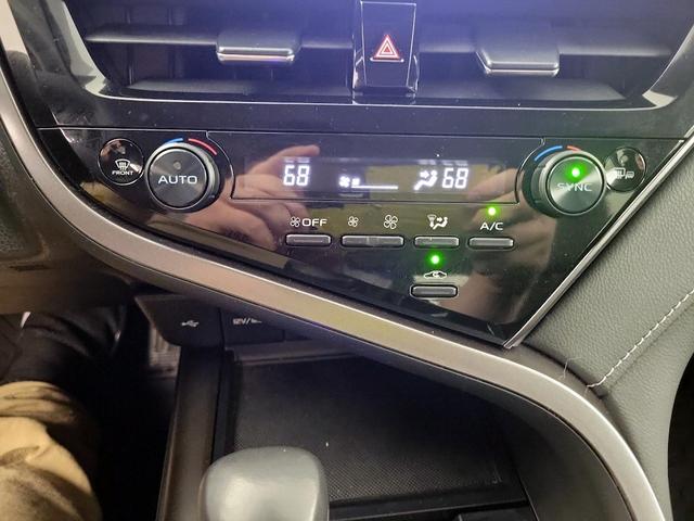 Photo of 2023 White Toyota Camry
