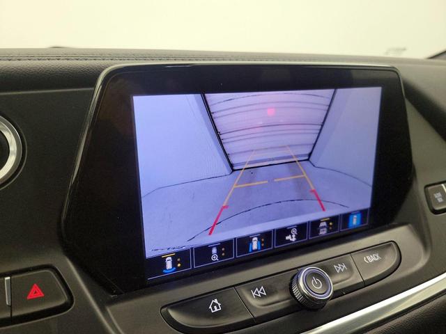 Photo of 2022 White Chevrolet Blazer