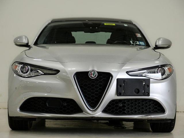 Photo of 2021 Silverstone Gray Metallic Alfa Romeo Giulia
