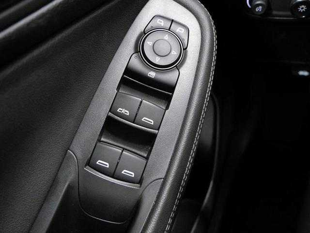 Photo of 2024 Summit White Buick Encore GX
