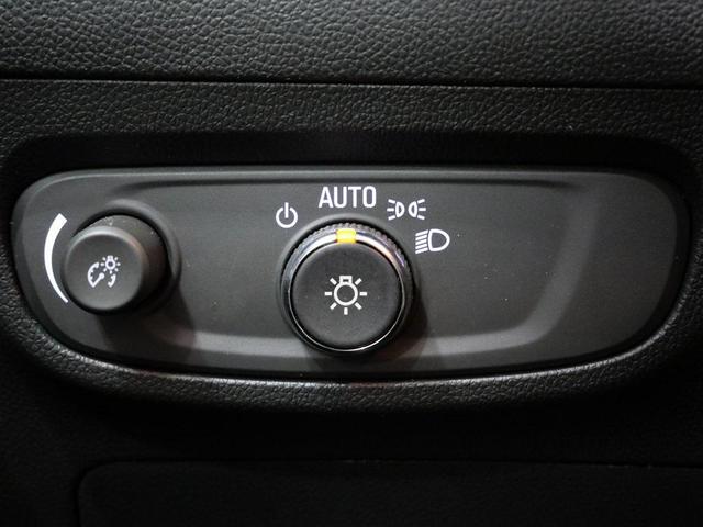 Photo of 2024 Summit White Buick Encore GX