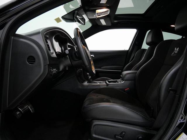 Photo of 2022 Pitch Black Clearcoat Dodge Charger