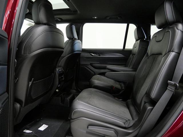 Photo of 2025 Velvet Red Pearlcoat Jeep Grand Cherokee L
