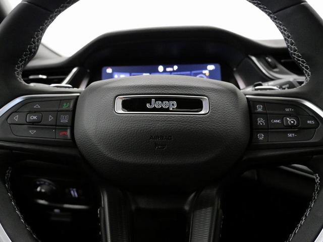 Photo of 2025 Velvet Red Pearlcoat Jeep Grand Cherokee L