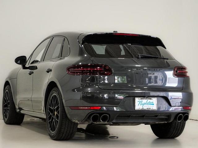 Photo of 2017 Volcano Grey Metallic Porsche Macan