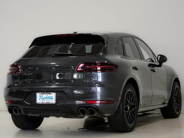 Photo of 2017 Volcano Grey Metallic Porsche Macan