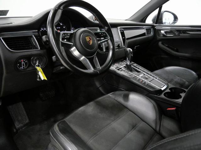 Photo of 2017 Volcano Grey Metallic Porsche Macan