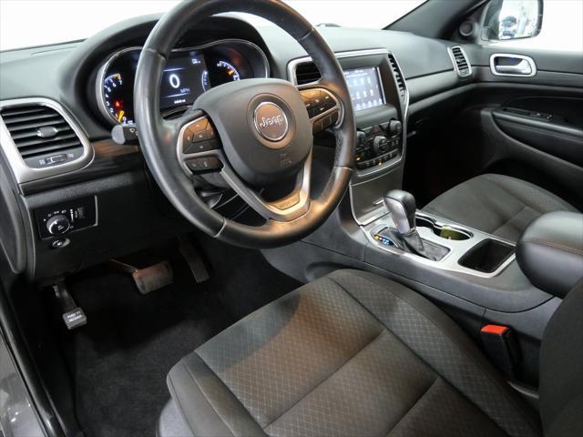 Photo of 2021 Granite Crystal Metallic Clearcoat Jeep Grand Cherokee