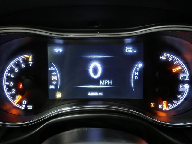 Photo of 2021 Granite Crystal Metallic Clearcoat Jeep Grand Cherokee