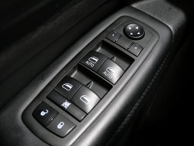Photo of 2021 Granite Crystal Metallic Clearcoat Jeep Grand Cherokee