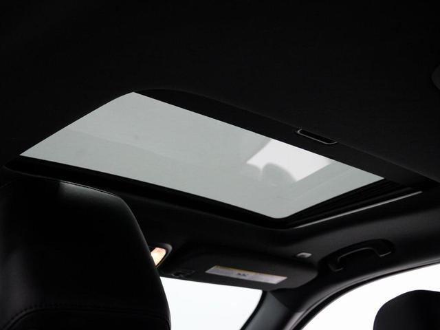 Photo of 2022 White Knuckle Clearcoat Dodge Durango