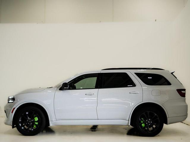 Photo of 2022 White Knuckle Clearcoat Dodge Durango