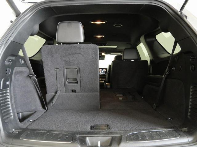 Photo of 2022 White Knuckle Clearcoat Dodge Durango