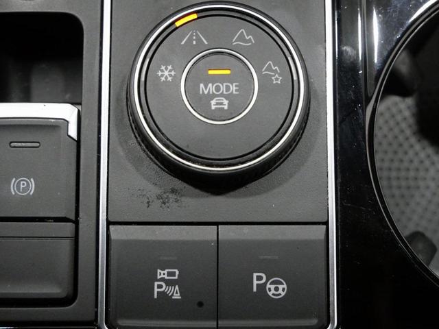 Photo of 2022 Oryx White Pearl Volkswagen Atlas Cross Sport