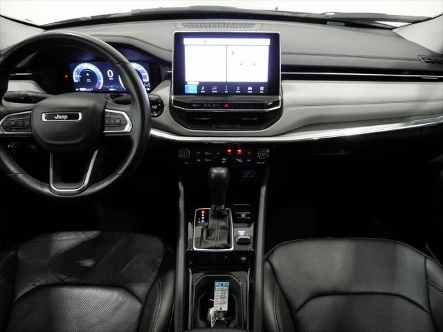 Photo of 2022 Billet Silver Metallic Clearcoat Jeep Compass