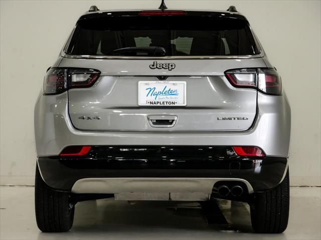 Photo of 2022 Billet Silver Metallic Clearcoat Jeep Compass
