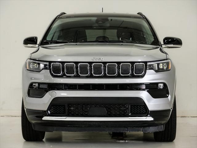 Photo of 2022 Billet Silver Metallic Clearcoat Jeep Compass
