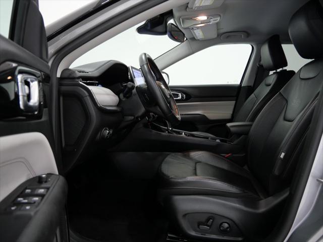 Photo of 2022 Billet Silver Metallic Clearcoat Jeep Compass