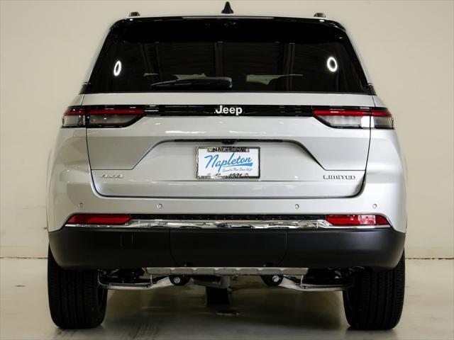 Photo of 2025 Silver Zynith Jeep Grand Cherokee