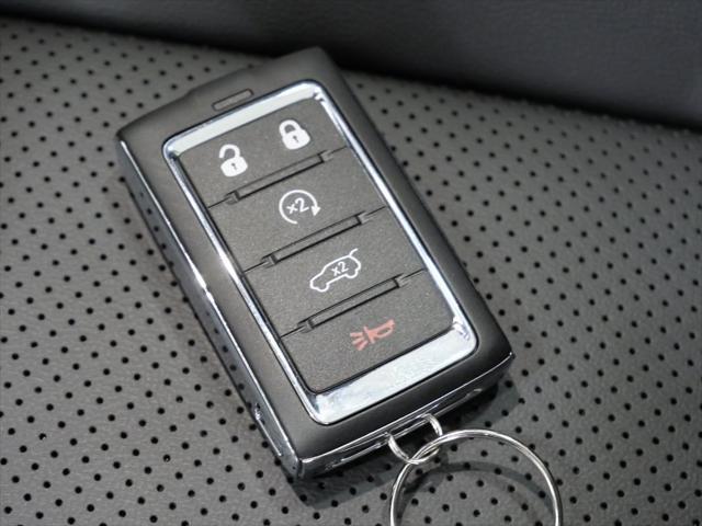 Photo of 2025 Silver Zynith Jeep Grand Cherokee