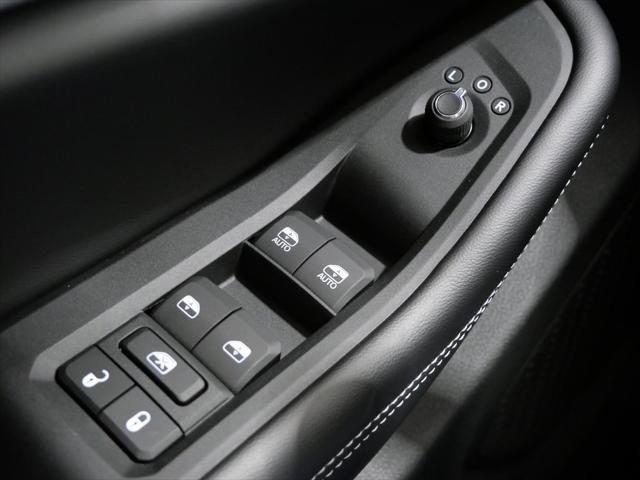 Photo of 2025 Silver Zynith Jeep Grand Cherokee