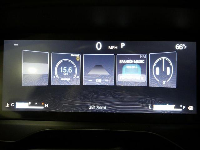 Photo of 2021 Silver Zynith Jeep Grand Cherokee L