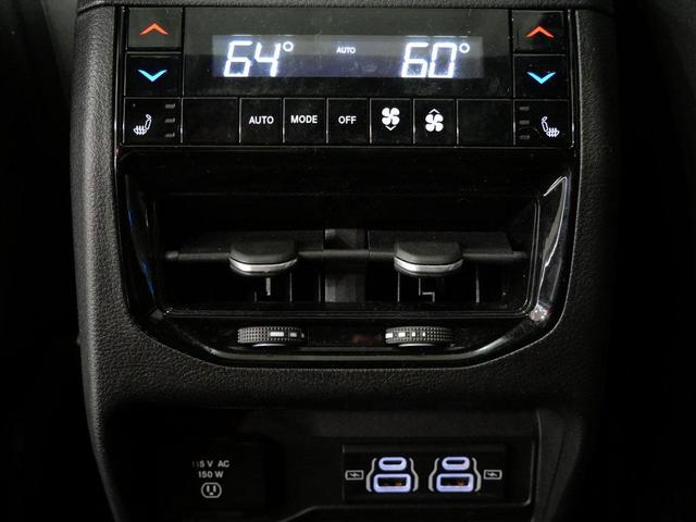 Photo of 2021 Silver Zynith Jeep Grand Cherokee L