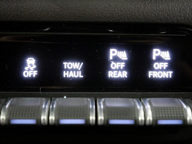 Photo of 2022 Hydro Blue Pearlcoat RAM 1500