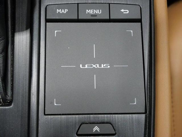 Photo of 2019 Eminent White Pearl Lexus ES 350