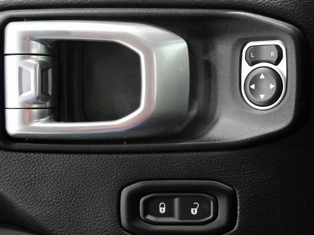 Photo of 2022 Black Clearcoat Jeep Wrangler Unlimited