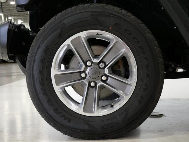 Photo of 2022 Black Clearcoat Jeep Wrangler Unlimited