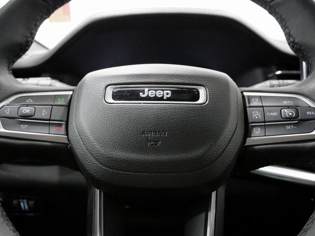 Photo of 2023 Redline Pearlcoat Jeep Compass