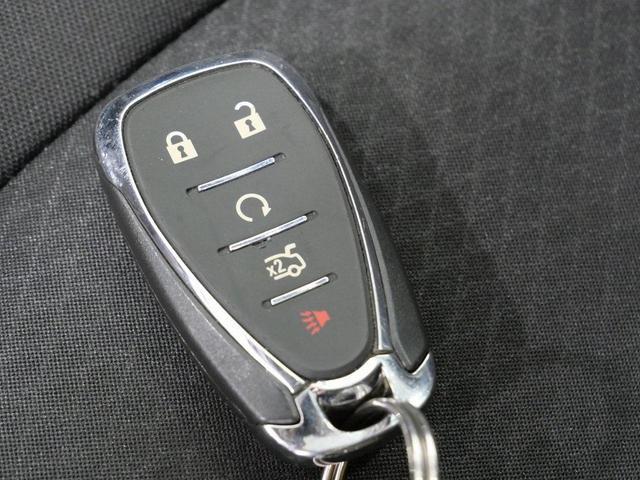 Photo of 2024 Summit White Chevrolet Malibu