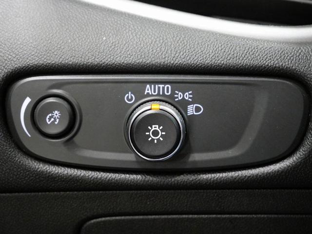 Photo of 2024 Summit White Chevrolet Malibu