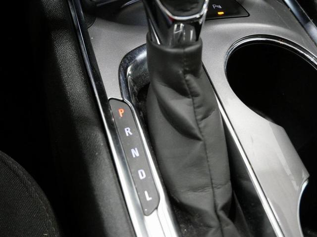 Photo of 2024 Summit White Chevrolet Malibu