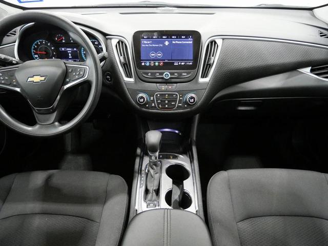 Photo of 2024 Summit White Chevrolet Malibu