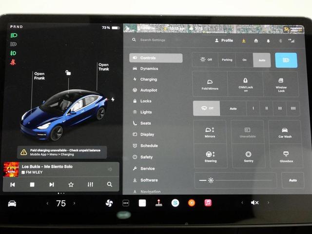Photo of 2019 Solid Black Tesla Model 3