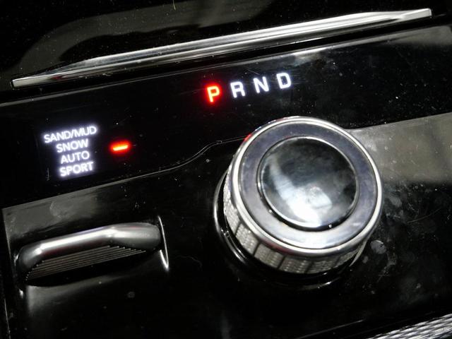 Photo of 2024 Diamond Black Crystal Pearlcoat Jeep Grand Cherokee L