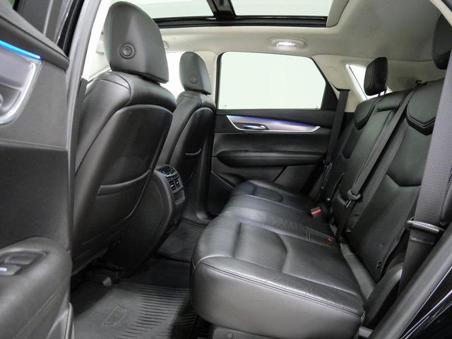 Photo of 2019 Stellar Black Metallic Cadillac XT5