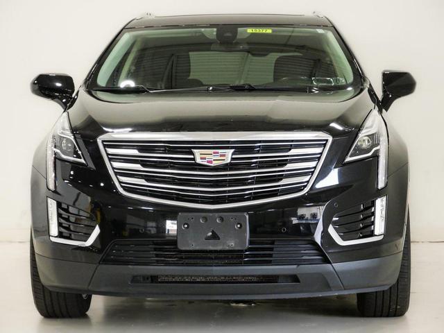 Photo of 2019 Stellar Black Metallic Cadillac XT5