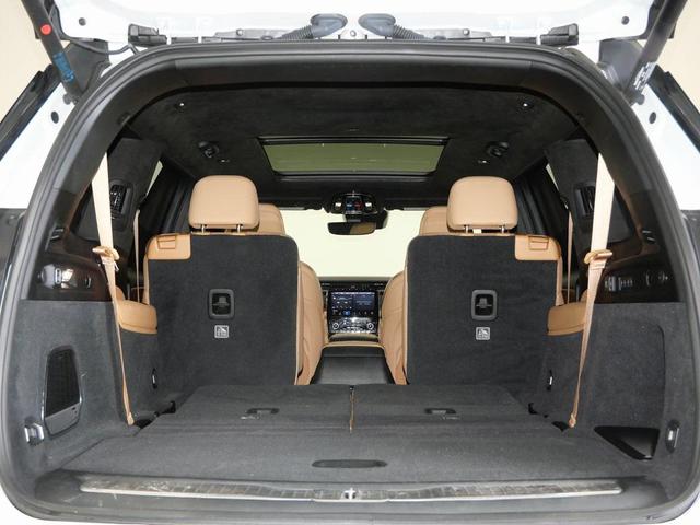 Photo of 2023 Bright White Clearcoat Jeep Grand Cherokee L
