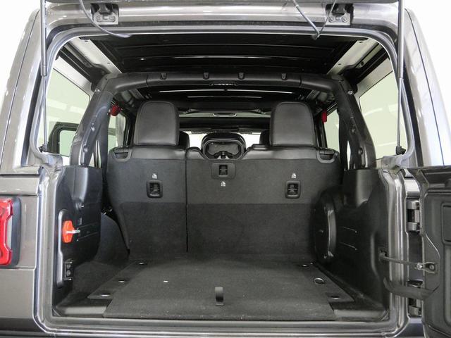 Photo of 2021 Granite Crystal Metallic Clearcoat Jeep Wrangler Unlimited