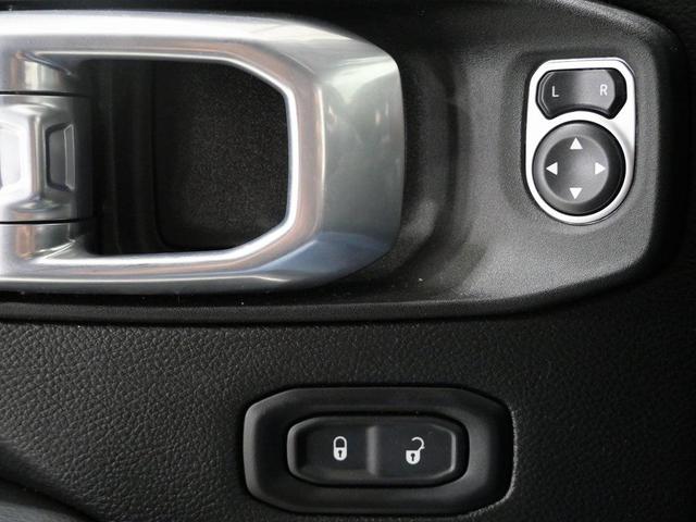 Photo of 2021 Granite Crystal Metallic Clearcoat Jeep Wrangler Unlimited
