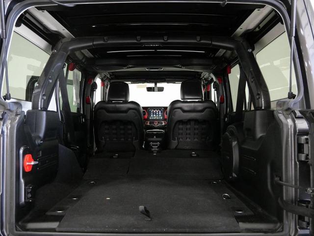 Photo of 2021 Granite Crystal Metallic Clearcoat Jeep Wrangler Unlimited