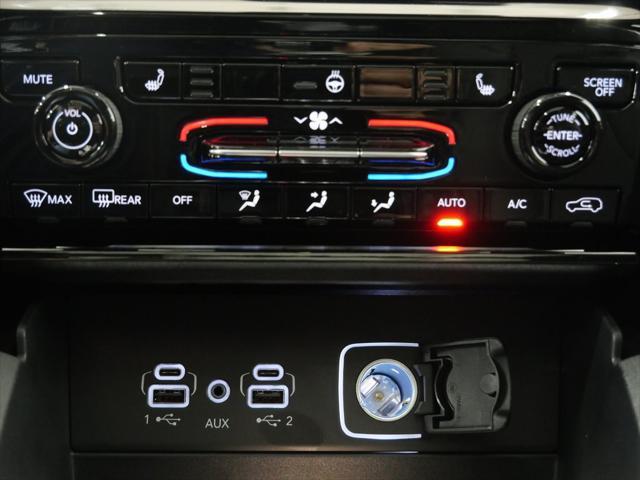Photo of 2025 Silver Zynith Jeep Grand Cherokee L