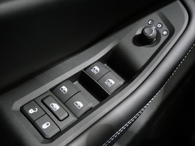 Photo of 2025 Silver Zynith Jeep Grand Cherokee L